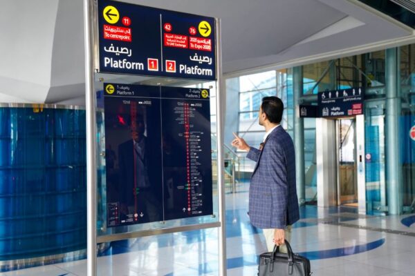 RTA Upgrades Metro Signs for Easier Navigation – UAE